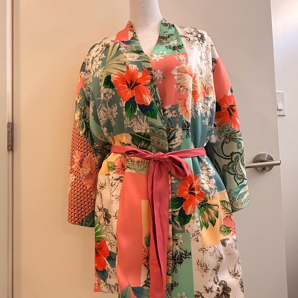 Floral Patchwork Kimono Blouse - image 6